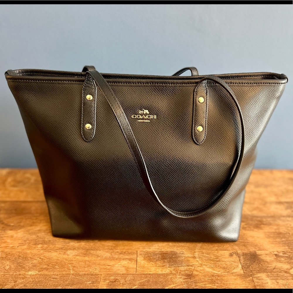 COACH Gallery Tote- black - Picture 5 of 5